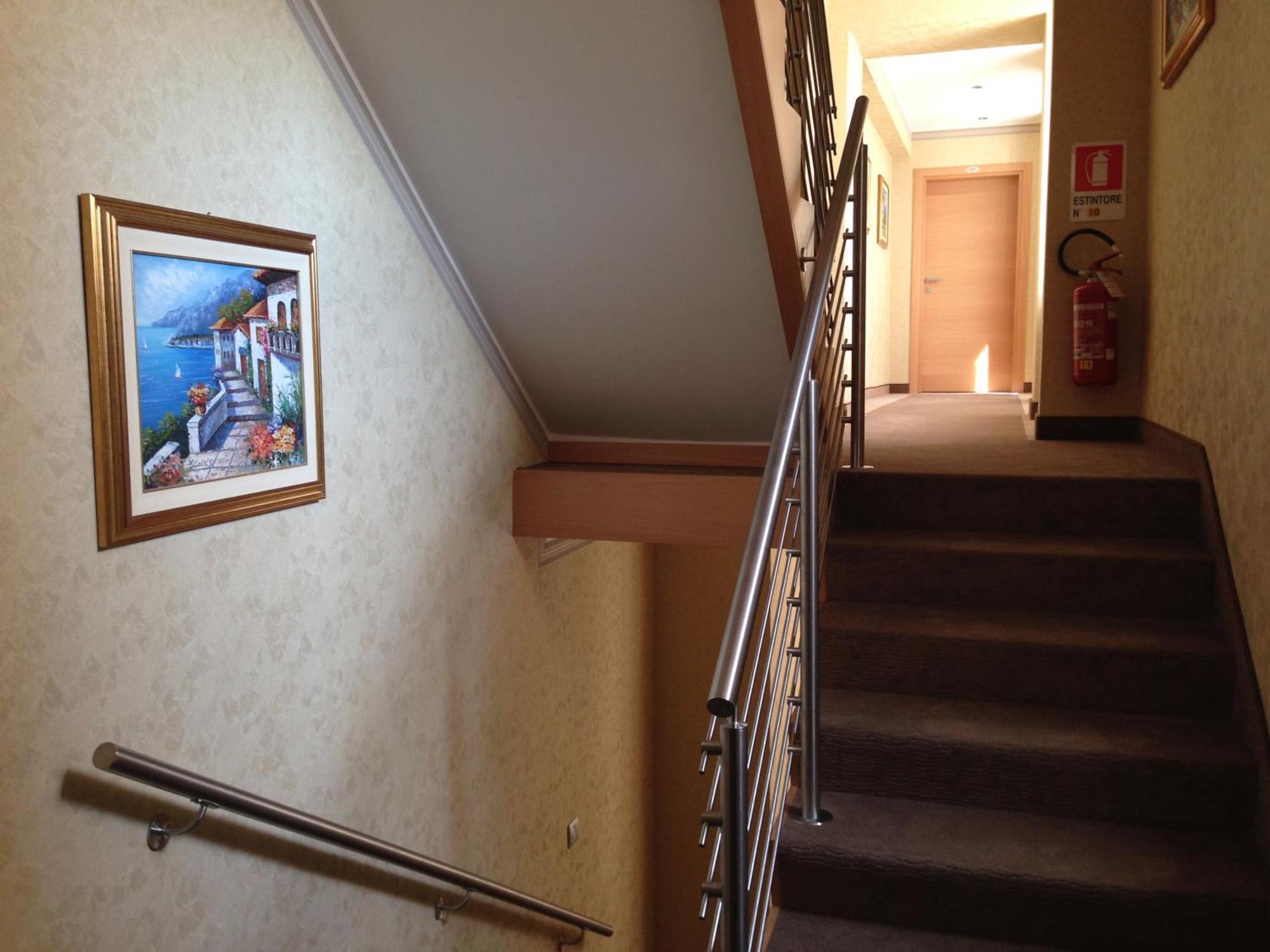 Hotel Vela D'Oro Dependence Bardolino Kültér fotó