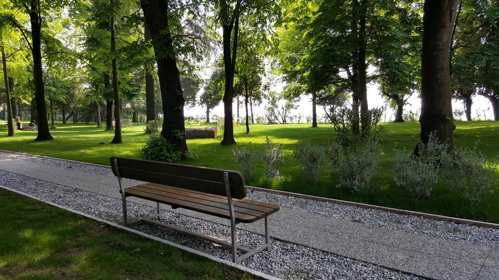 Hotel Vela D'Oro Dependence Bardolino Kültér fotó